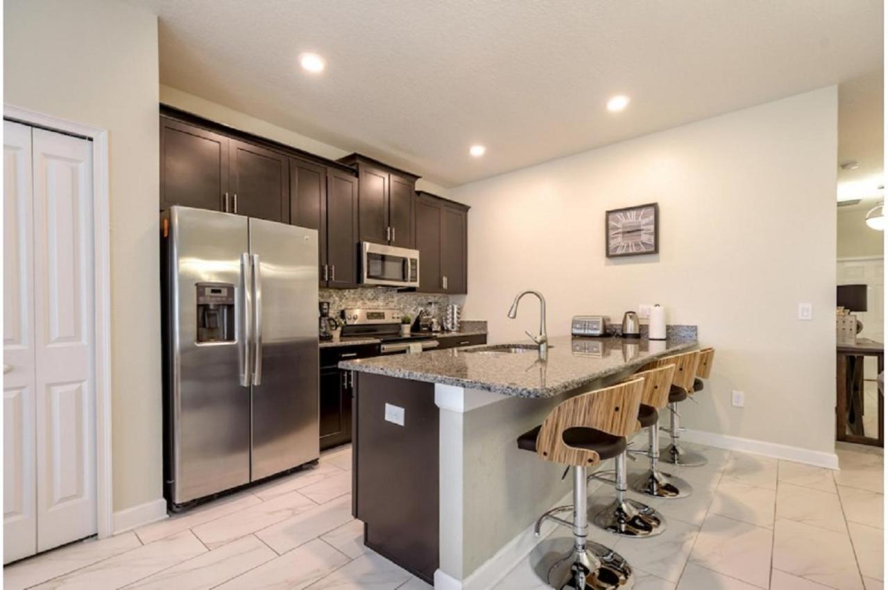 Four-Bedroom Townhome Kissimmee أورلاندو المظهر الخارجي الصورة